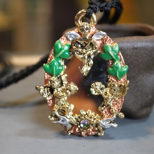 A Unique Piece of 80s VINTAGE Angels Mirror Pendant Necklace, Meaningful Gift