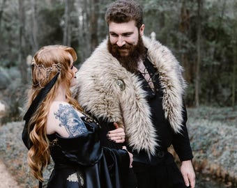 BARBARIAN Fur Deluxe Edition XL Custom Size for Karrigan, Viking Wedding, Viking Shoulder Fur, Norse Shoulder Fur, Viking Shawl