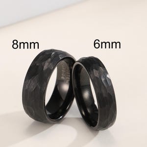 Black Wedding Ring Set,8mm & 6mm Hammered Black Tungsten Rings,His and Hers Wedding Bands,Promise Ring,Couple Wedding Band,Anniversary Gifts