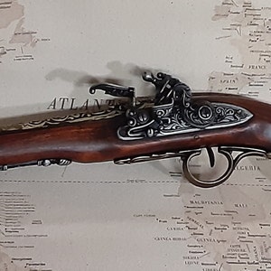 Left Handed Steampunk Style Pirate's Aged Non Firing Antique Reproduction Flintlock Blunderbuss