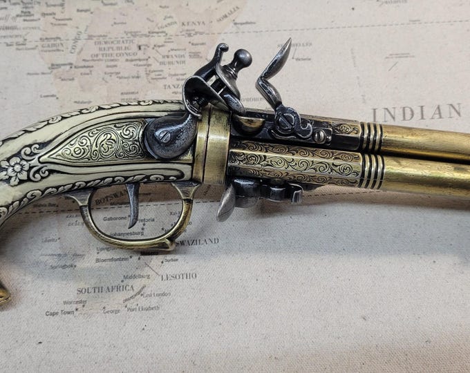 Right Handed Steampunk Style 18th Century Aged White Stock 3 x Non-Firing Eagles Head Antique Reproduction Flintlock