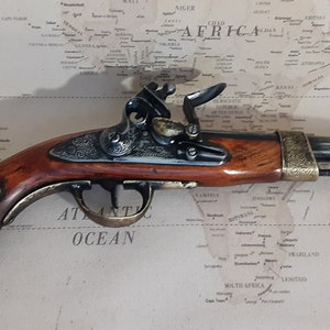 Right Handed Steampunk Style 1806 Aged Napoleonic Antique Reproduction Pirates Non Firing Flintlock