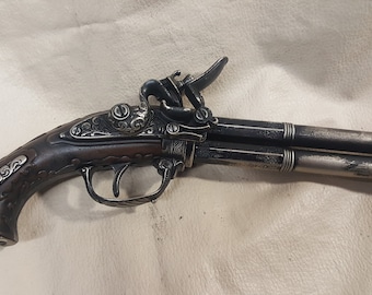Right Handed Steampunk Style 18th Century 2 X Non-Firing Antique Reproduction Flintlock