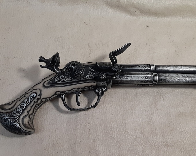 Right Handed Steampunk Style 18th Century Aged White Stock 3 x Non-Firing Flintlock