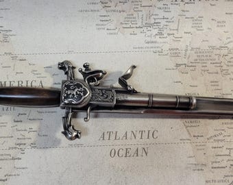 18th Century Aged German Pirates Dagger Antique Reproduction Flintlock Non-firing with Optional Sheath