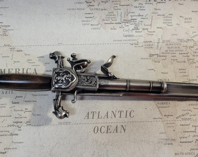 18th Century Aged German Pirates Dagger Antique Reproduction Flintlock Non-firing with Optional Sheath