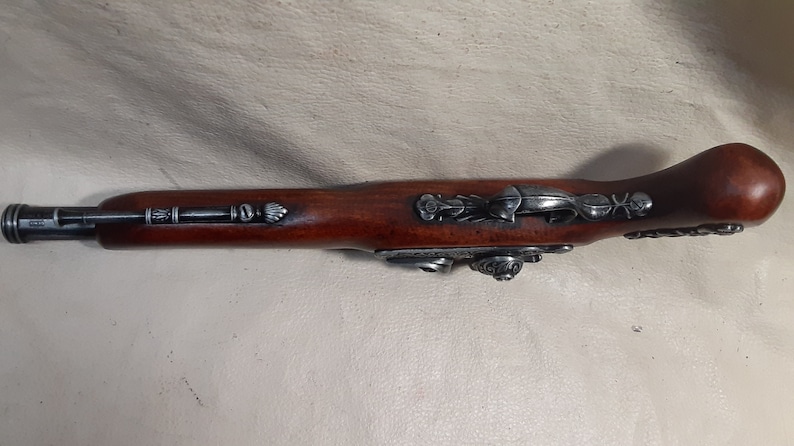 Right Handed 1832 Non-Firing Aged French/Pirate's Percussion Replica image 4