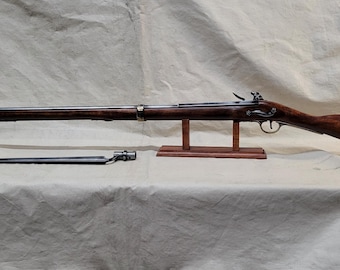 Aged Non Firing 1739 Antique Reproduction Brown Bess Flintlock with Attachment