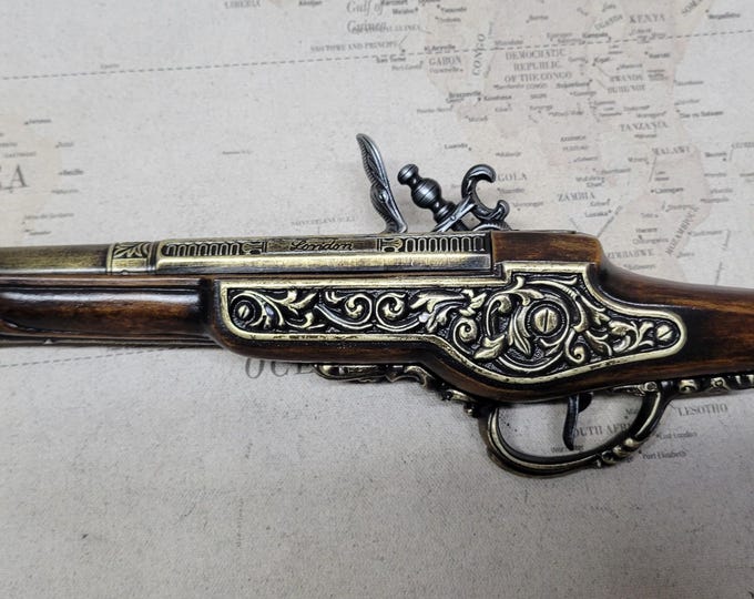 Right-Handed Steampunk Style 18th Century Aged Pirate's Non-Firing Antique Reproduction Straight Flintlock