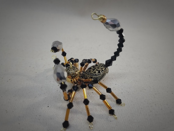 スチームパンクビーズ真鍮と黒水晶サソリ - Etsy 日本