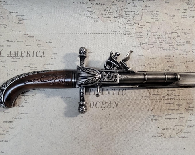 18th Century Aged  Pirates Dagger Antique Reproduction Flintlock Non-firing with Optional Sheath