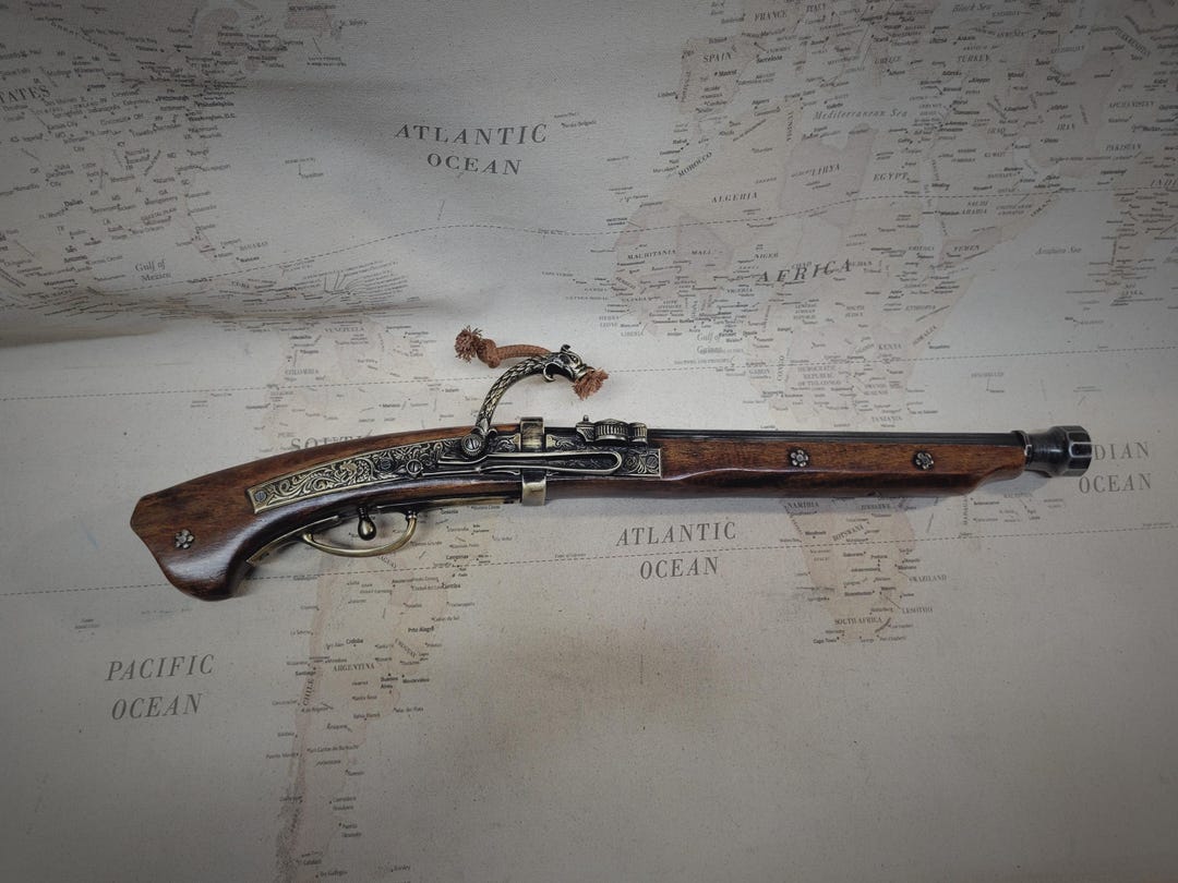 special vintage antique カンバディア　タペストリー　1 Antique Japanese Matchlock Signed by Omi-no Kuni Ju Wada