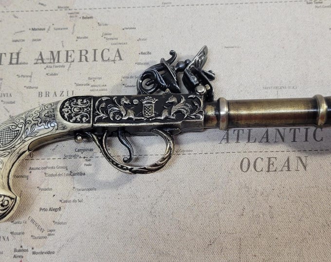 Steampunk Style 18th Century Aged Non Firing Antique Reproduction Brass Flintlock
