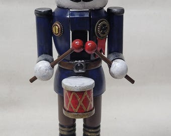 Steampunk Medium Nutcracker With Goggles
