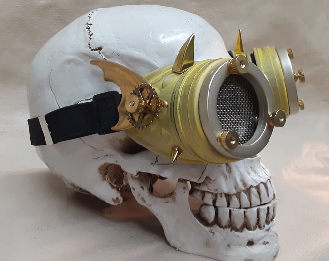Steampunk Engineer Yellow Bat Wing Goggles