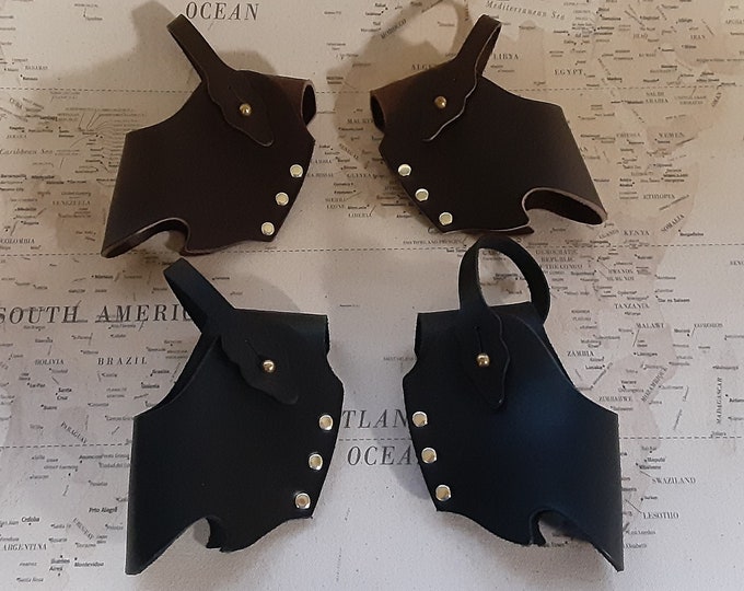 Straight Hanging Large Flintlock Holster Only