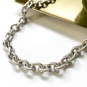 Collana a catena spessa da 11 mm in acciaio inossidabile color argento Collana a maglie larghe e pesanti Girocollo in argento spesso antiossidante Gioielli vistosi in metallo audace