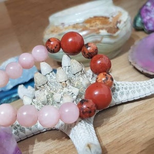 Red jasper bracelet and sunstone casts with waxed yarn linhasita and silver closure 925 sterline