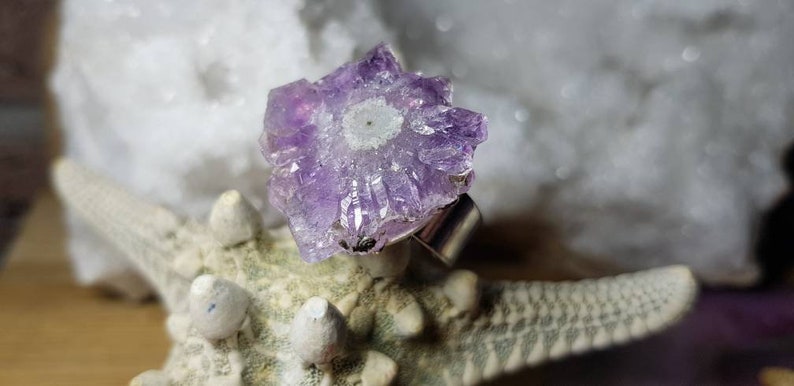 Silver Amethyst Ring in Uruguayan stalactites
