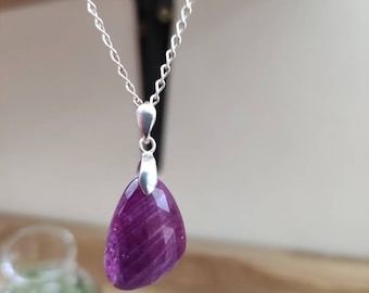 Faceted ruby pendant with silver clip and 925 sterling silver chain.. 22x13mm chain length 50ctm