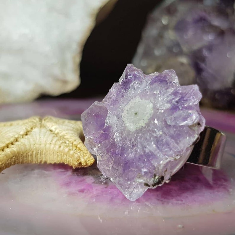 Silver Amethyst Ring in Uruguayan stalactites