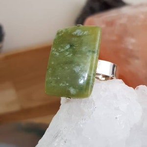 Adjustable rectangular natural prenhite set in 925 silver