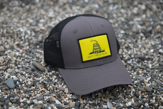 Don't Tread on Me Hat: Adjustable Snapback Trucker Baseball