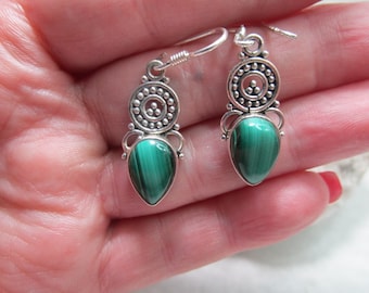 Beautiful 925 Sterling Silver Malachite Earrings