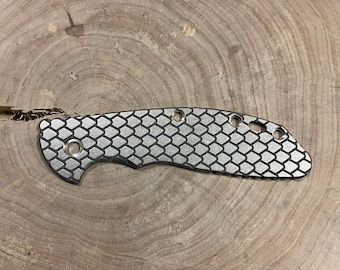 Handmade scales with custom "Dragon" design for the Hinderer XM-24