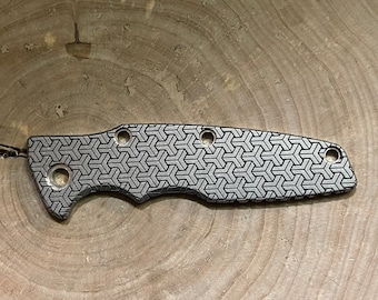 Handmade scales with geometric ornament for the Hinderer Eklipse 3.5"