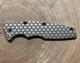 Handmade scales with custom "Dragon" design for the Hinderer Eklipse