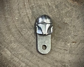 Handmade Titanium filler with silver "Mandalorian" Helmet for Rick Hinderer XM-18 XM-24 Knife