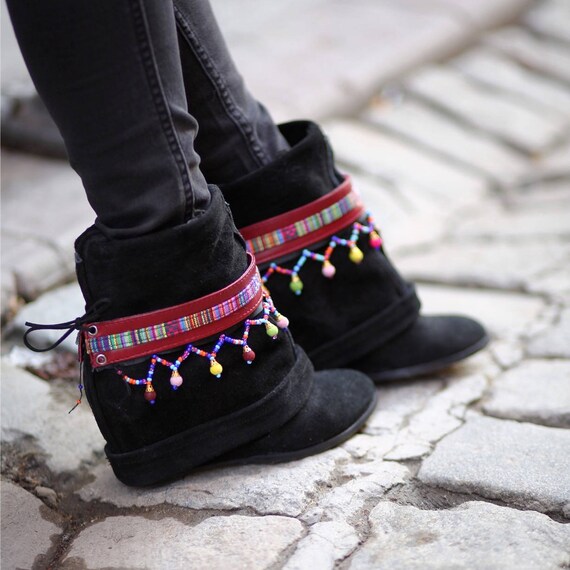 Bottes avec mini pompon (disponible en cuir de différents coloris) | De Biens De Toutes Sortes Sont Disponibles
Bottes avec avec avec mini pompon (disponible en cuir de différents coloris) | De Biens De Toutes Sortes Sont Disponibles
7eb613