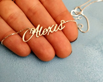 Alexis nameplate necklace deals