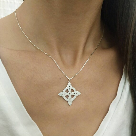 925 Sterling Silver Witches Knot 