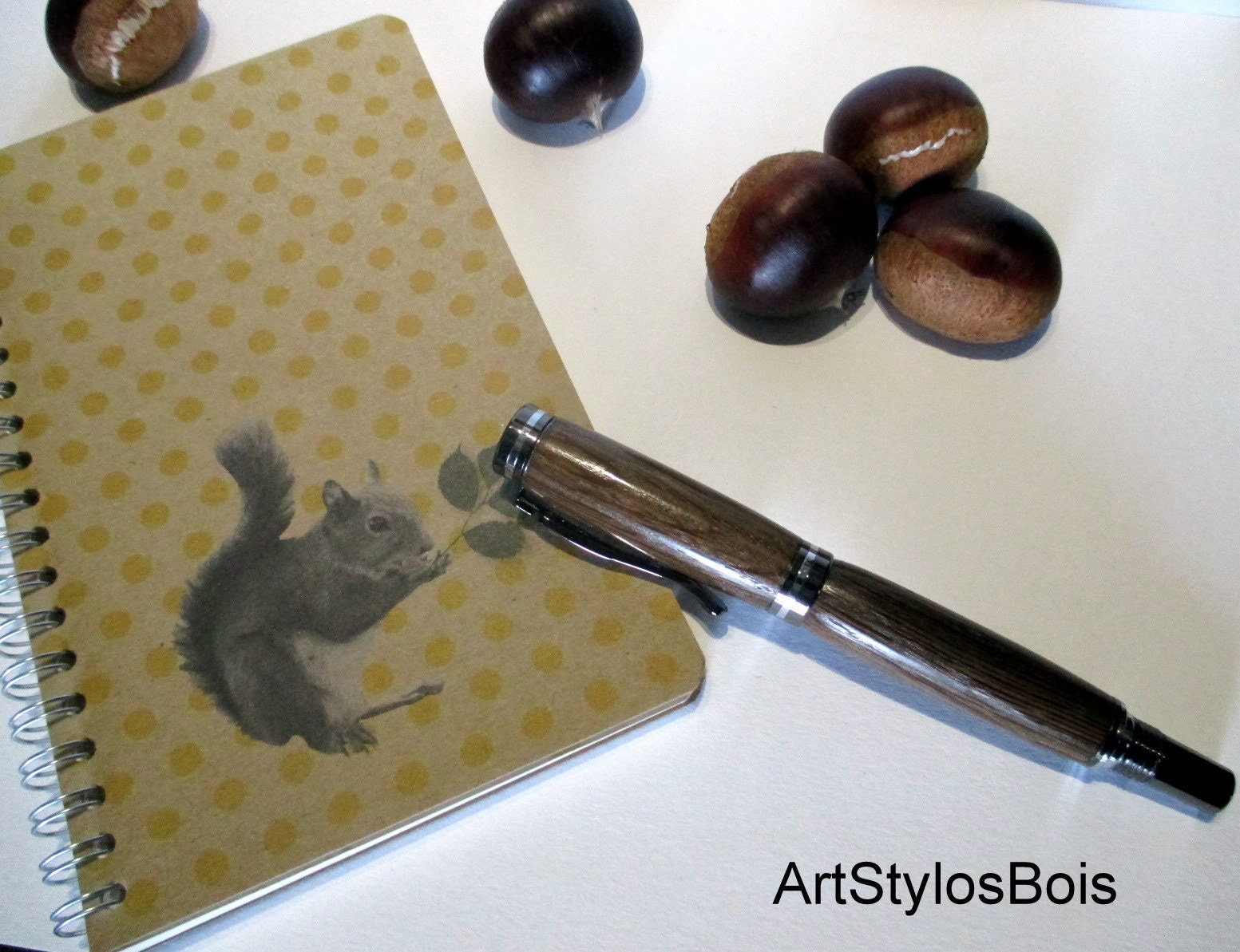 stylo Plume Vintage en Bois de Morta, Chêne Des Marais 4 000 Ansfabrication Artisanale Française