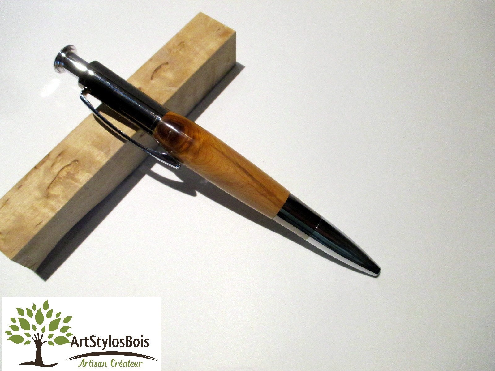 stylo Bille en Bois de Cade Fabrication Artisanale Française