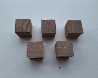 Lot de 5 cubes de bois de Noyer, carrelet, bijoux, marqueterie,  20mmx20mm