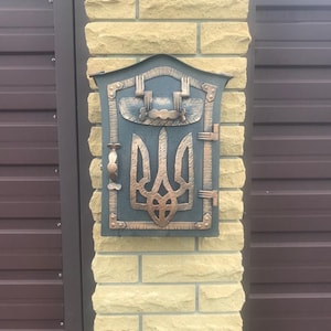 Buzón de correo forjado