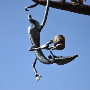 wrought iron mouse, mouse sculpture