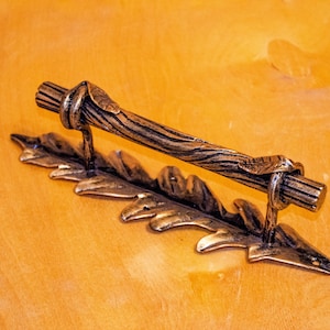 Door handle, barn door handle.