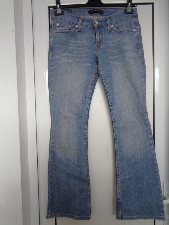 levi strauss women's jeans