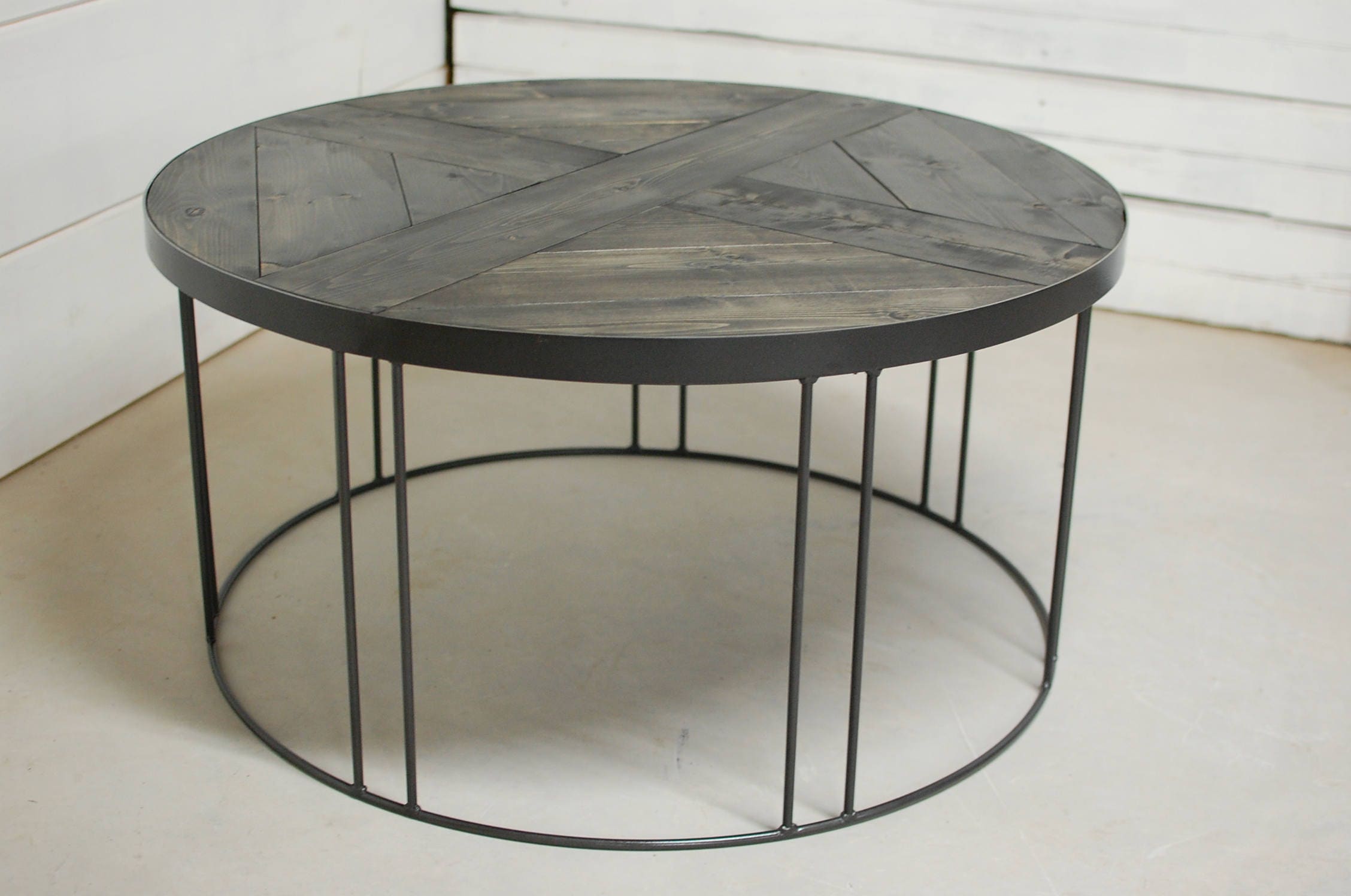 Industrial Round Wood Coffee Table Reclaimed Furniture Rustic Modern - Round Reclaimed Wood Coffee Table Rustic Industrial Round Wood Coffee Table Reclaimed Furniture Rustic Modern - Round Reclaimed Wood Coffee Table Rustic
