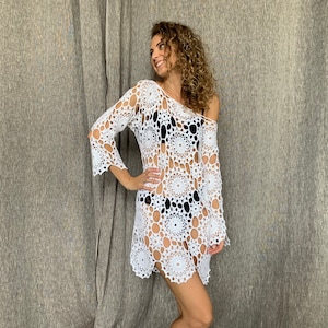 Gehäkeltes Sommerkleid, weißes Boho Minikleid, gehäkeltes Damen Strandkleid, Maßanfertigung