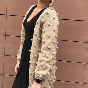 Beige hand knit women cardigan, chunky oversized sweater cardigan, custom made wool knitted coat image 6