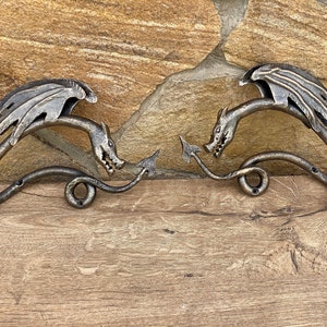 Curtain tie backs, curtain tiebacks, curtain holdback, curtain, dragon, medieval, viking, Middle Ages, shield, Christmas,room decor,birthday