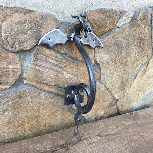 Door pull, dragon, dragon art, dragon gift, barn door handle, shed door handle, door puller, shed decor, iron gift, barn door knobs, lock