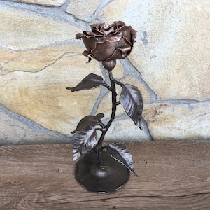 Hand forged rose, engagements gift for couple, engagement gift idea, engagement gift, wedding anniversary, wedding gift, metal gift for her