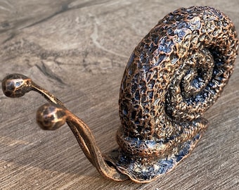 Schnecke, handgeschmiedete Schnecke, Schneckenzubehör, Schneckenanhänger, Schneckengeschenk, Schneckenskulptur, Garten, Geburtstag, Weihnachten, Geschenk für Mama
