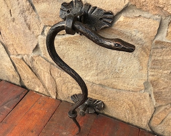 Door knocker, snake door knocker, snake door handle, snake decor, barn door handle, snake gift, snake lover,door pull,iron snake,wild nature